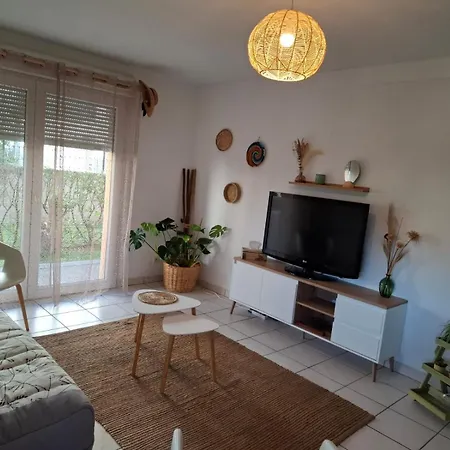 Joli Appt La Perouse, 2 Chbres, Centre Ville, Jardin Apartamento *