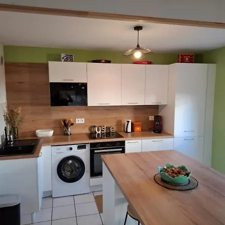 Διαμέρισμα Joli Appt La Perouse, 2 Chbres, Centre Ville, Jardin