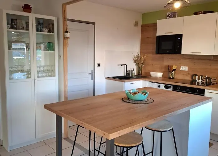 Joli Appt La Perouse, 2 Chbres, Centre Ville, Jardin Διαμέρισμα Καστρ