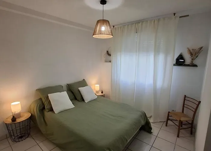 Joli Appt La Perouse, 2 Chbres, Centre Ville, Jardin