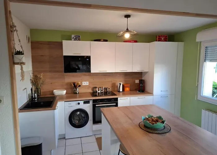 Διαμέρισμα Joli Appt La Perouse, 2 Chbres, Centre Ville, Jardin