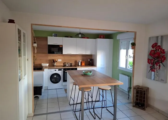 Διαμέρισμα Joli Appt La Perouse, 2 Chbres, Centre Ville, Jardin