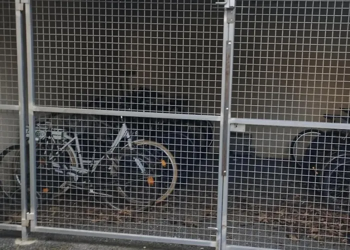 Joli Appt La Perouse, 2 Chbres, Centre Ville, Jardin * Καστρ