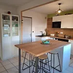 Joli Appt La Perouse, 2 Chbres, Centre Ville, Jardin Апартаменты Кастр