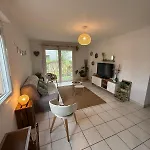 Joli Appt La Perouse, 2 Chbres, Centre Ville, Jardin