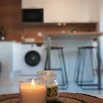 Апартаменты Joli Appt La Perouse, 2 Chbres, Centre Ville, Jardin *