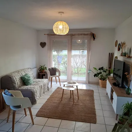 Joli Appt La Perouse, 2 Chbres, Centre Ville, Jardin *