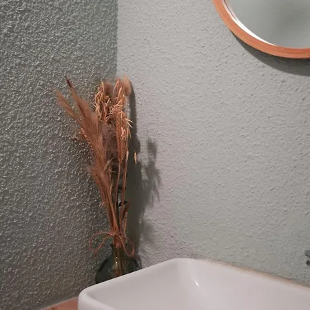 Апартаменты Joli Appt La Perouse, 2 Chbres, Centre Ville, Jardin *